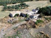 Rustici e casali in vendita di 290 m² in Contrada falabia