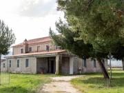 Rustici e casali in vendita di 294 m²