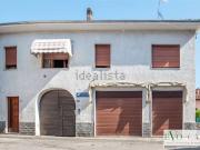 Rustici e casali in vendita di 296 m² in Via Azzimonti, 3