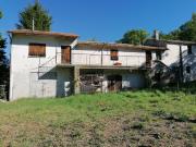 Rustici e casali in vendita di 300 m²