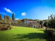 Rustici e casali in vendita di 300 m²