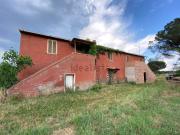 Rustici e casali in vendita di 300 m²