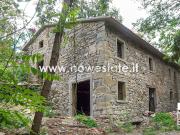 Rustici e casali in vendita di 300 m² in Strada...