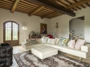 Rustici e casali in vendita di 300 m² in Strada...