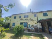 Rustici e casali in vendita di 300 m² in Strada Senza Nome