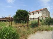 Rustici e casali in vendita di 300 m² in Via Granze