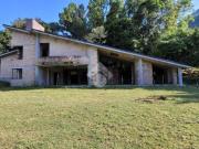 Rustici e casali in vendita di 300 m² in Via Latina