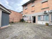 Rustici e casali in vendita di 300 m² in Via Massi, 100