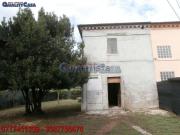 Rustici e casali in vendita di 300 m² in Via Oliveto