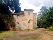 Rustici e casali in vendita di 300 m² in Via Paese Vecchio