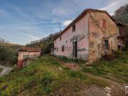 Rustici e casali in vendita di 300 m² in Via Provinciale...