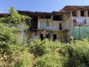 Rustici e casali in vendita di 300 m² in Via Roma, 8