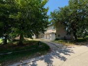 Rustici e casali in vendita di 315 m² in Via Valdazze, 22