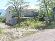 Rustici e casali in vendita di 317 m²