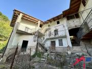 Rustici e casali in vendita di 320 m²