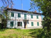 Rustici e casali in vendita di 320 m² in Località...