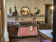 Rustici e casali in vendita di 320 m² in Strada di...