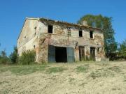 Rustici e casali in vendita di 325 m²