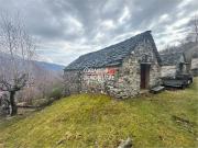 Rustici e casali in vendita di 32 m² in Via Ompio