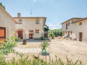 Rustici e casali in vendita di 330 m² in Via di Fuori, 60