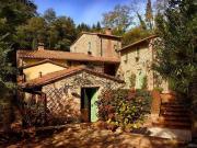 Rustici e casali in vendita di 330 m²