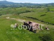 Rustici e casali in vendita di 330 m² in Strada...