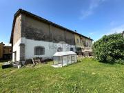 Rustici e casali in vendita di 330 m² in Via Carpenedolo, 7