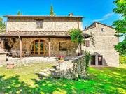 Rustici e casali in vendita di 335 m²