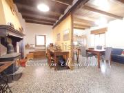 Rustici e casali in vendita di 336 m² in Via Muriana, 16