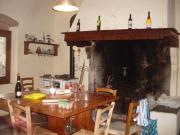 Rustici e casali in vendita di 340 m² in Via Calenzano