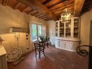 Rustici e casali in vendita di 340 m² in Via di...