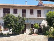 Rustici e casali in vendita di 340 m² in Via Savoia, 14