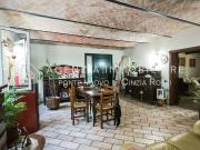 Rustici e casali in vendita di 350 m²