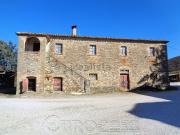 Rustici e casali in vendita di 350 m²