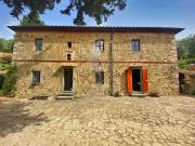 Rustici e casali in vendita di 350 m²