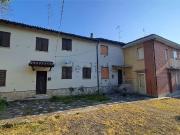 Rustici e casali in vendita di 350 m²