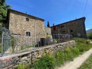 Rustici e casali in vendita di 350 m² in Frazione...