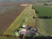 Rustici e casali in vendita di 350 m² in Strada Gazzanine, 7