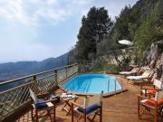 Rustici e casali in vendita di 350 m² in Via della Torre