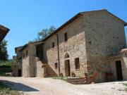 Rustici e casali in vendita di 350 m² in Via Fontecanti, 1