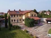 Rustici e casali in vendita di 350 m² in Via Gentile