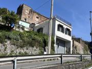 Rustici e casali in vendita di 350 m² in Via Gesini