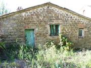 Rustici e casali in vendita di 350 m² in Via Giuncare, 49