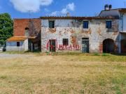 Rustici e casali in vendita di 350 m² in Via Ponticelli