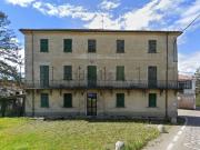 Rustici e casali in vendita di 354 m²