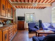 Rustici e casali in vendita di 355 m² in Via per...