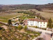 Rustici e casali in vendita di 360 m² in Borgo...