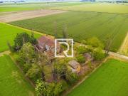 Rustici e casali in vendita di 360 m² in Via Ferragù, 17