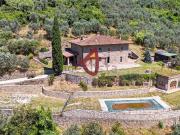 Rustici e casali in vendita di 365 m²