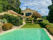 Rustici e casali in vendita di 365 m²